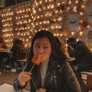 Meet your Posher, Linh trang